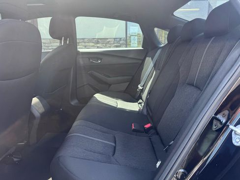 Used 2023 Honda Accord Sport image 14