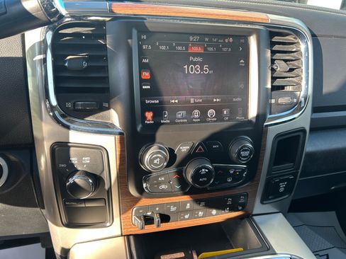 Used 2016 RAM 2500 Laramie w/ Convenience Group image 22