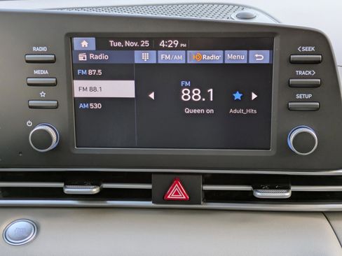 New 2026 Hyundai Elantra Blue image 21