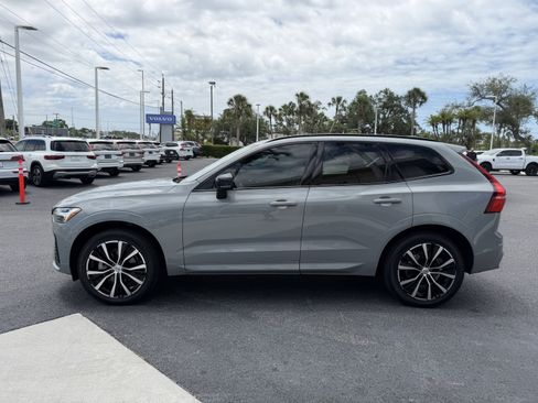 Certified 2024 Volvo XC60 B5 Plus w/ Protection Package Premier AWD/4WD image 6