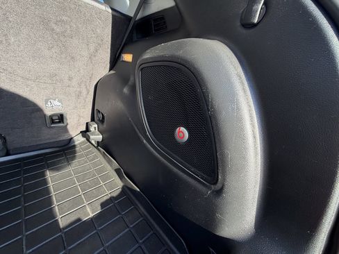 Used 2017 Jeep Compass Limited image 12