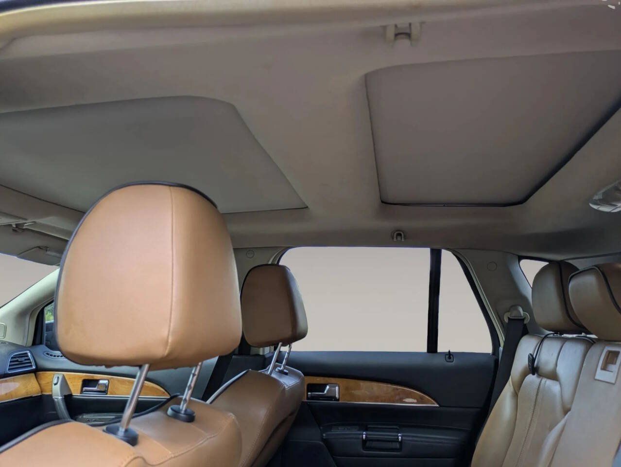 Used 2012 Lincoln MKX AWD image 28