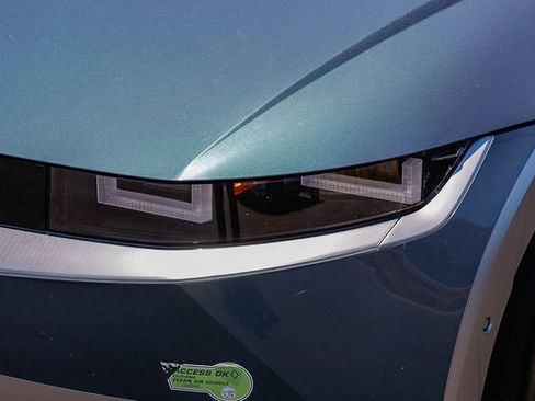 Certified 2023 Hyundai Ioniq 5 Limited AWD/4WD image 8