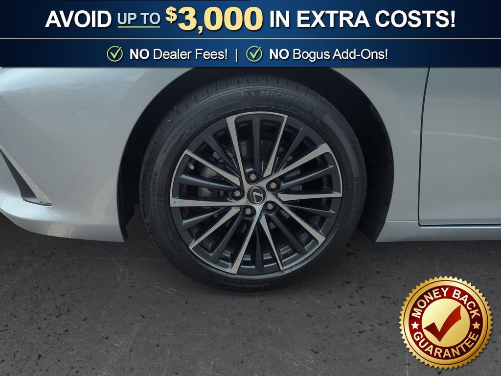 Used 2024 Lexus ES 350 w/ Premium Package FWD image 13