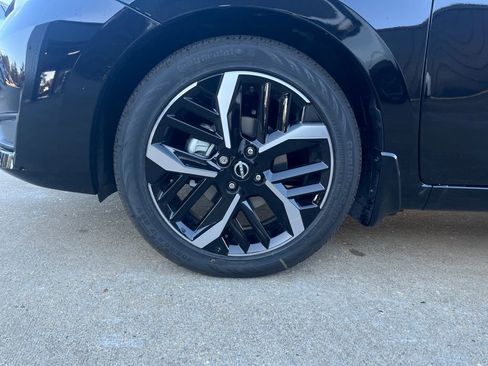 New 2025 Nissan Versa SR image 26