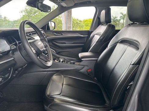 Certified 2024 Jeep Grand Cherokee Limited 4xe image 25