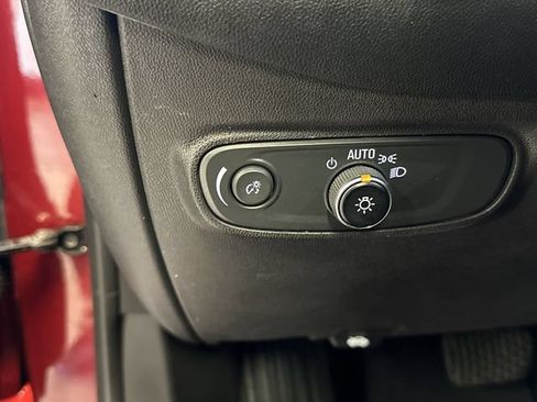 Used 2023 Chevrolet Equinox RS AWD/4WD image 21