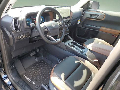 New 2025 Ford Bronco Sport Outer Banks w/ Sasquatch Outer Banks Package AWD/4WD image 17