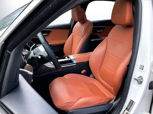 Used 2022 Mercedes-Benz C 300 Sedan image 21