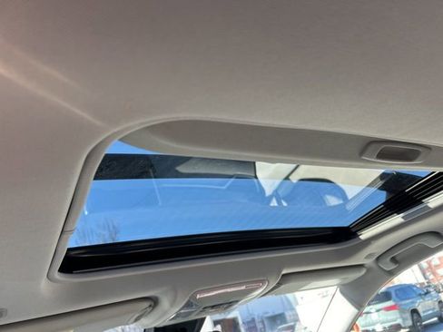 Used 2023 Toyota RAV4 XLE image 12