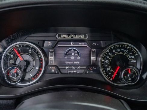 Used 2021 RAM 3500 Laramie image 25