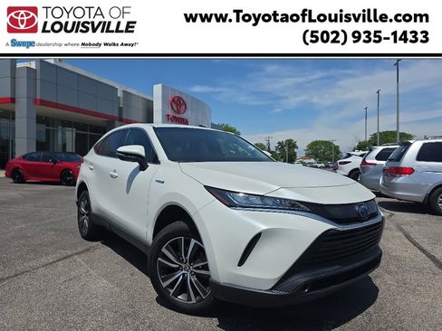 Used 2021 Toyota Venza LE AWD/4WD image 1