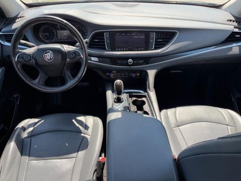 Used 2020 Buick Enclave Essence AWD/4WD image 14