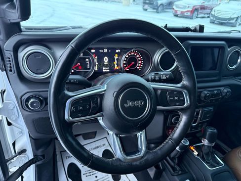 Used 2021 Jeep Wrangler Unlimited Rubicon w/ Steel Bumper Group image 12