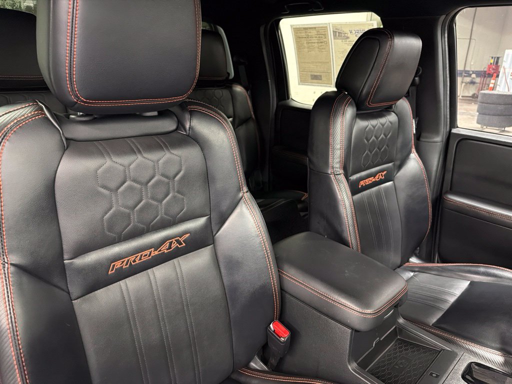 Used 2023 Nissan Frontier PRO-4X w/ Pro-4X Premium Package AWD/4WD image 9