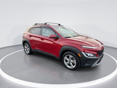 Certified 2022 Hyundai Kona SEL w/ Cargo Package image 2