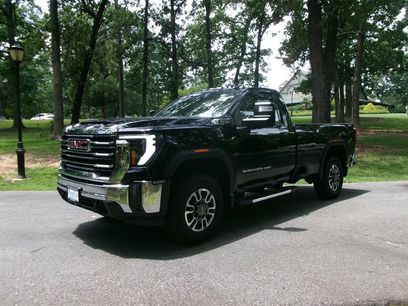 Used 2024 GMC Sierra 2500 SLE w/ SLE Convenience Package