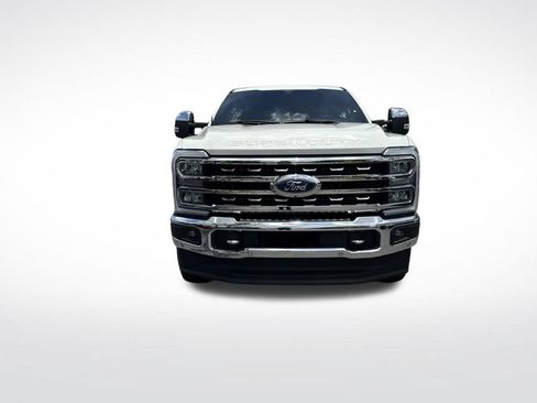 Used 2024 Ford F350 Lariat w/ Lariat Ultimate Package AWD/4WD image 3