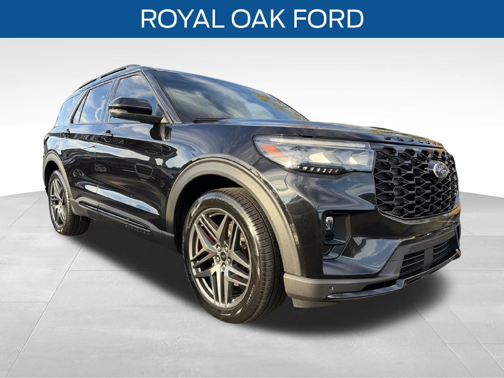 Used 2025 Ford Explorer ST AWD/4WD image 1