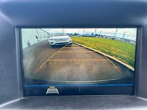 Used 2019 GMC Terrain SLE AWD/4WD image 25