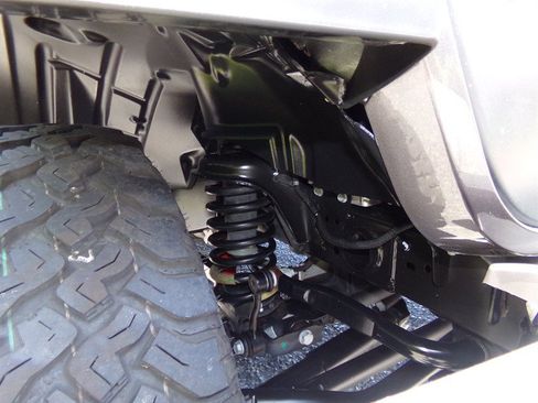 Used 2023 Jeep Gladiator Rubicon AWD/4WD image 21