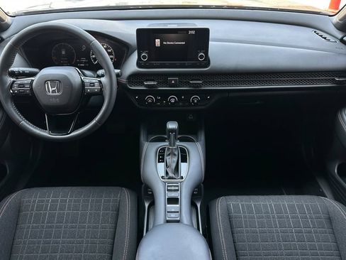 Certified 2025 Honda HR-V Sport image 13