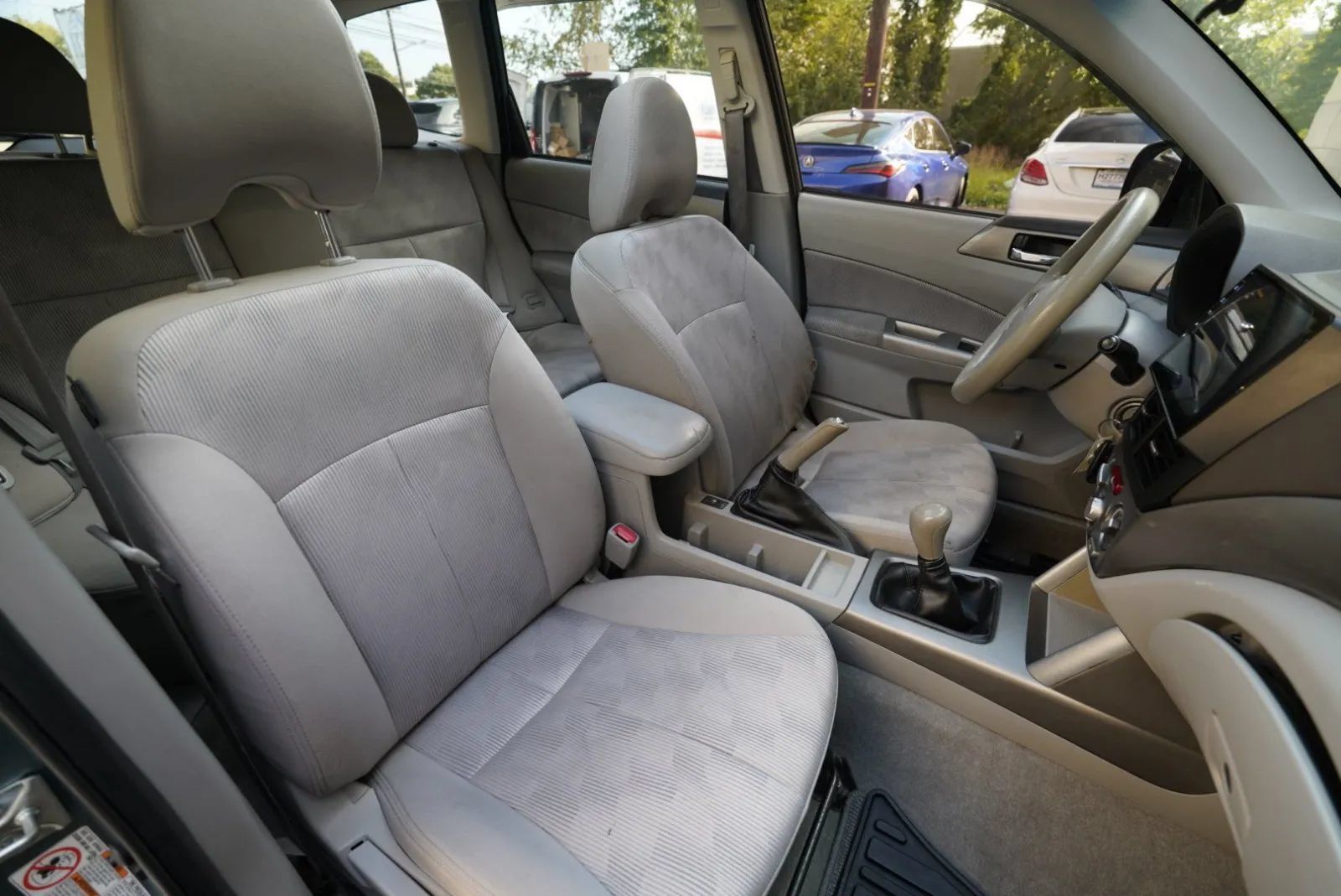 Used 2010 Subaru Forester 2.5X Premium AWD/4WD image 34