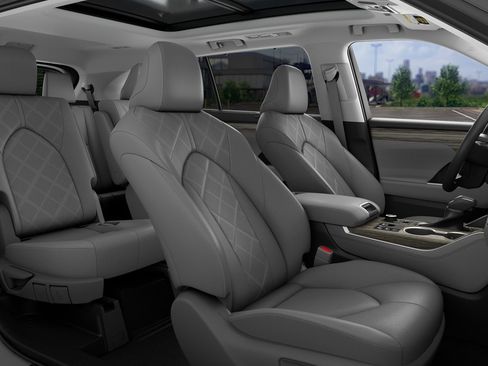 New 2026 Toyota Highlander Platinum AWD/4WD image 19
