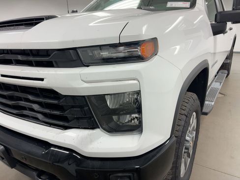 New 2025 Chevrolet Silverado 2500 Custom w/ Custom Value Package image 9
