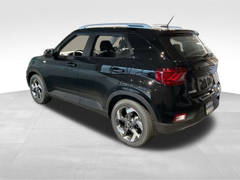 New 2026 Hyundai Venue SEL image 5