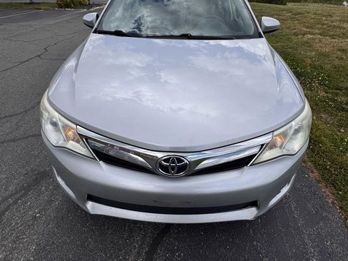 Used 2012 Toyota Camry XLE w/ Leather Pkg FWD image 25