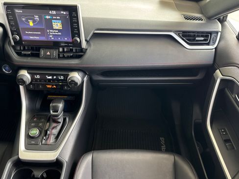 Certified 2021 Toyota RAV4 XSE w/ Weather Package AWD/4WD image 30