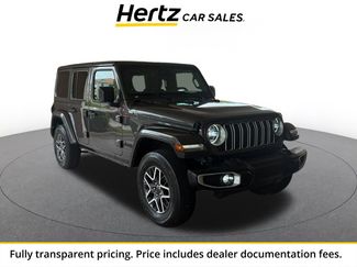 Used 2025 Jeep Wrangler Unlimited Sahara AWD/4WD video 1