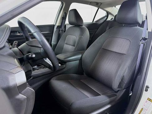 Certified 2023 Nissan Altima 2.5 SV w/ SV Premium Package FWD image 17