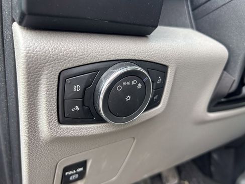 Used 2015 Ford F150 XL w/ Equipment Group 101A Mid AWD/4WD image 11