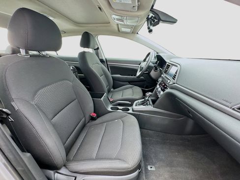 Used 2020 Hyundai Elantra Value Edition w/ Cargo Package (C1) image 18