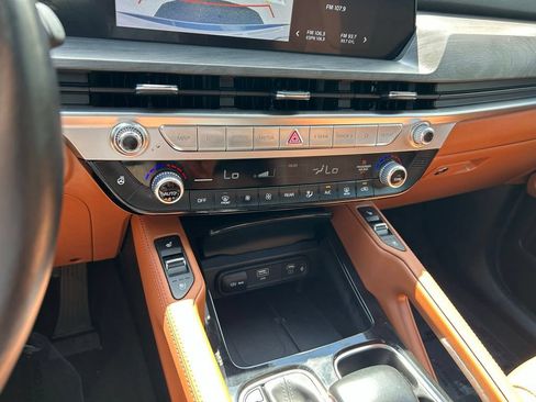 Used 2024 Kia Telluride EX X-Line AWD/4WD image 37