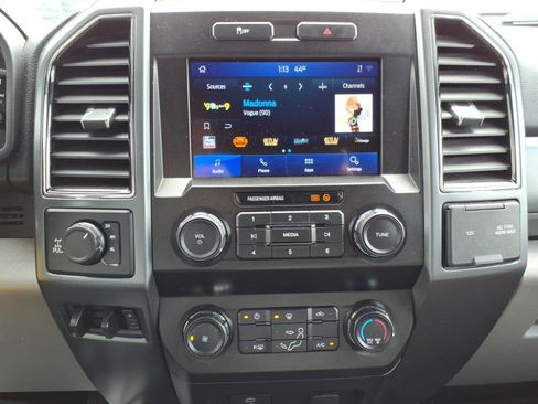 Used 2021 Ford F250 XLT w/ XLT Value Package AWD/4WD image 19