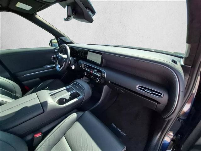 Used 2026 Hyundai Palisade Calligraphy FWD image 25