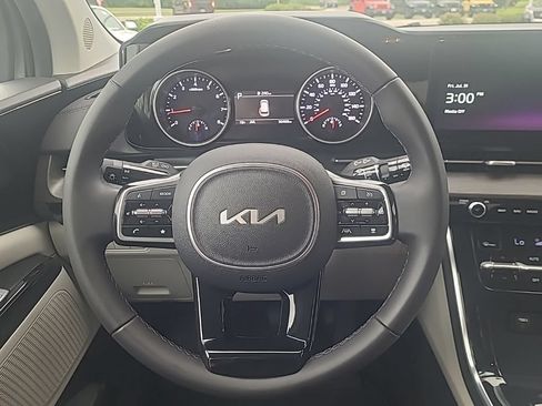 Certified 2024 Kia Carnival EX FWD image 17
