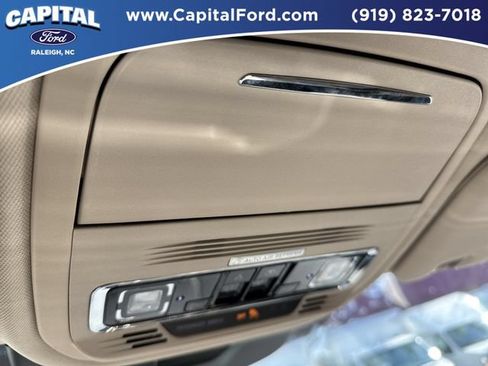 Used 2022 Lincoln Aviator Reserve w/ Equipment Group 201A AWD/4WD image 33