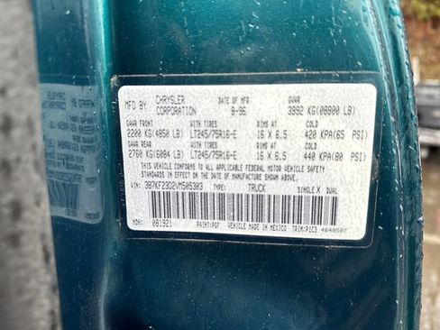 Used 1997 Dodge Ram 2500 Truck 4x4 Club Cab image 29