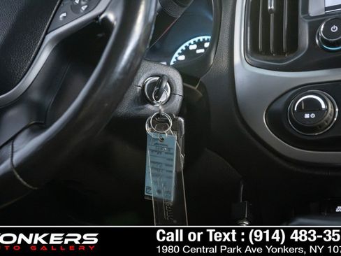 Used 2019 Chevrolet Colorado ZR2 w/ ZR2 Midnight Special Edition AWD/4WD image 35