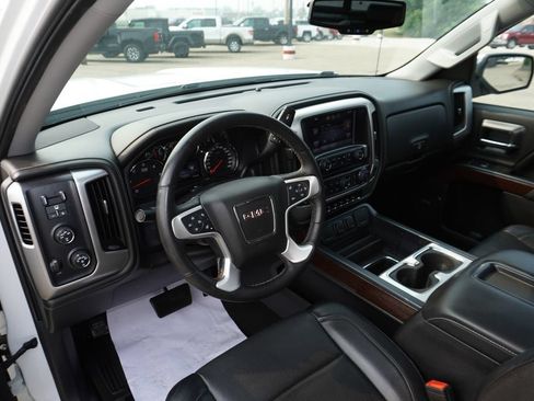 Used 2015 GMC Sierra 1500 SLT w/ SLT Crew Cab Value Package AWD/4WD image 25