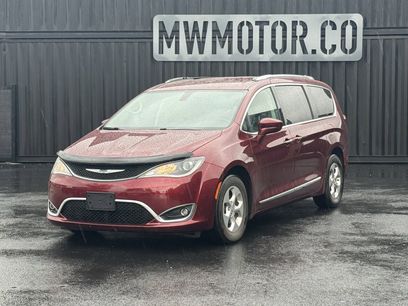 Used 2017 Chrysler Pacifica Touring-L Plus