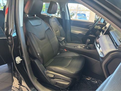 Used 2022 Jeep Compass Latitude AWD/4WD image 37
