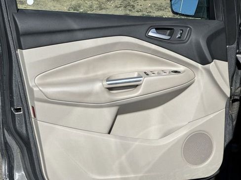 Used 2014 Ford Escape SE image 20