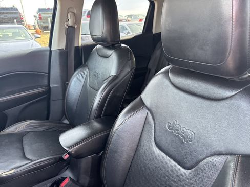 Certified 2021 Jeep Compass Limited image 25