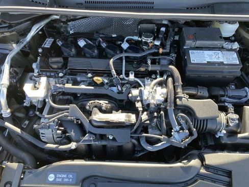 Used 2025 Toyota Corolla LE image 21