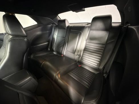 Used 2013 Dodge Challenger R/T RWD image 26